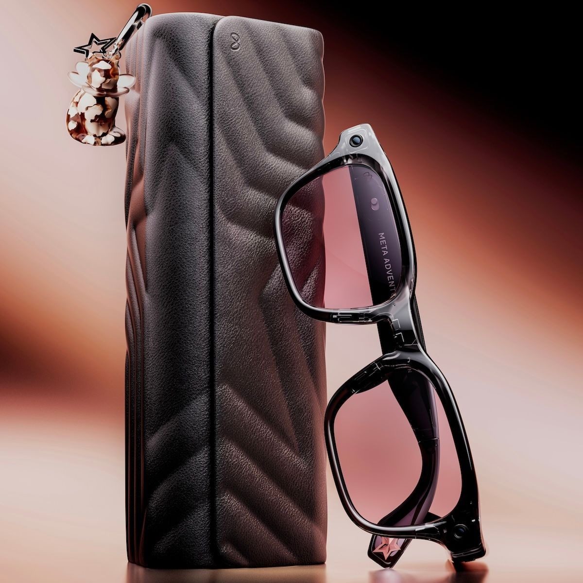 voguejp's tweet photo. BLACKPINKのリサがメタグラスとコラボ！ AIグラス「Meta Glasses by LISA」が発売

https://t.co/lpEBT2RwLb https://t.co/6cxzKxXnlU