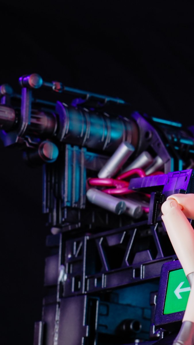 jinkusulv_kai's tweet photo. 駆け抜けろ
　"Timeless Shooting Star"

【デッドチャンネルl2<)3】芹沢あさひ のプラモデルを30MSベースで作成しました

このポストはダークモードで見るとめーっちゃかっこいいので是非ためしていただきたいですね https://t.co/Fz04MofEcH