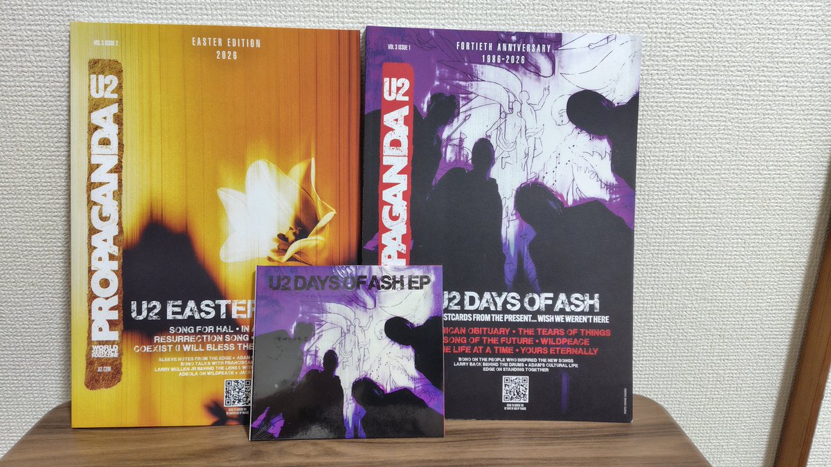 Massu5150's tweet photo. U2結成 50周年 の記念すべき日に、https://t.co/rMF2pILVY2 の 会員特典が届いた‼️ 

新作アルバム『光の祝祭～カルナバル・デ・ルス』が待ち遠しい〜😀
#U2
#U250
#U2subscribersgift https://t.co/AdAgciuiTd