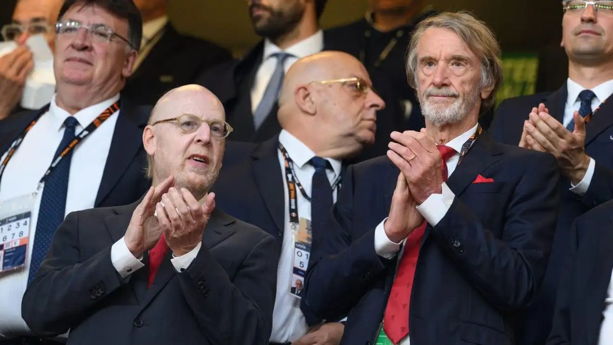 UtdXclusive's tweet photo. 🚨 NEW: Manchester United spent only £155M last summer because they remain loss-making despite record £677.6M revenue. A seventh straight annual loss of £43M was driven by £69.6M in debt-interest costs after Glazer-loan refinancing. 

Cash fell to £67.2M; they still had £290M of unused credit but more borrowing would add interest. UEFA’s 70% cost-ratio and three-year loss cap also limited them.

They instead used refinanced money to buy a 25-acre site near Old Trafford for £63.5M toward Ratcliffe’s proposed £2bn stadium, betting land holds value while players often do not. That left them outspent by promoted Ipswich. 

Title hopes by 2028 now depend on almost perfect recruitment at this modest level.

[@lauriewhitwell]