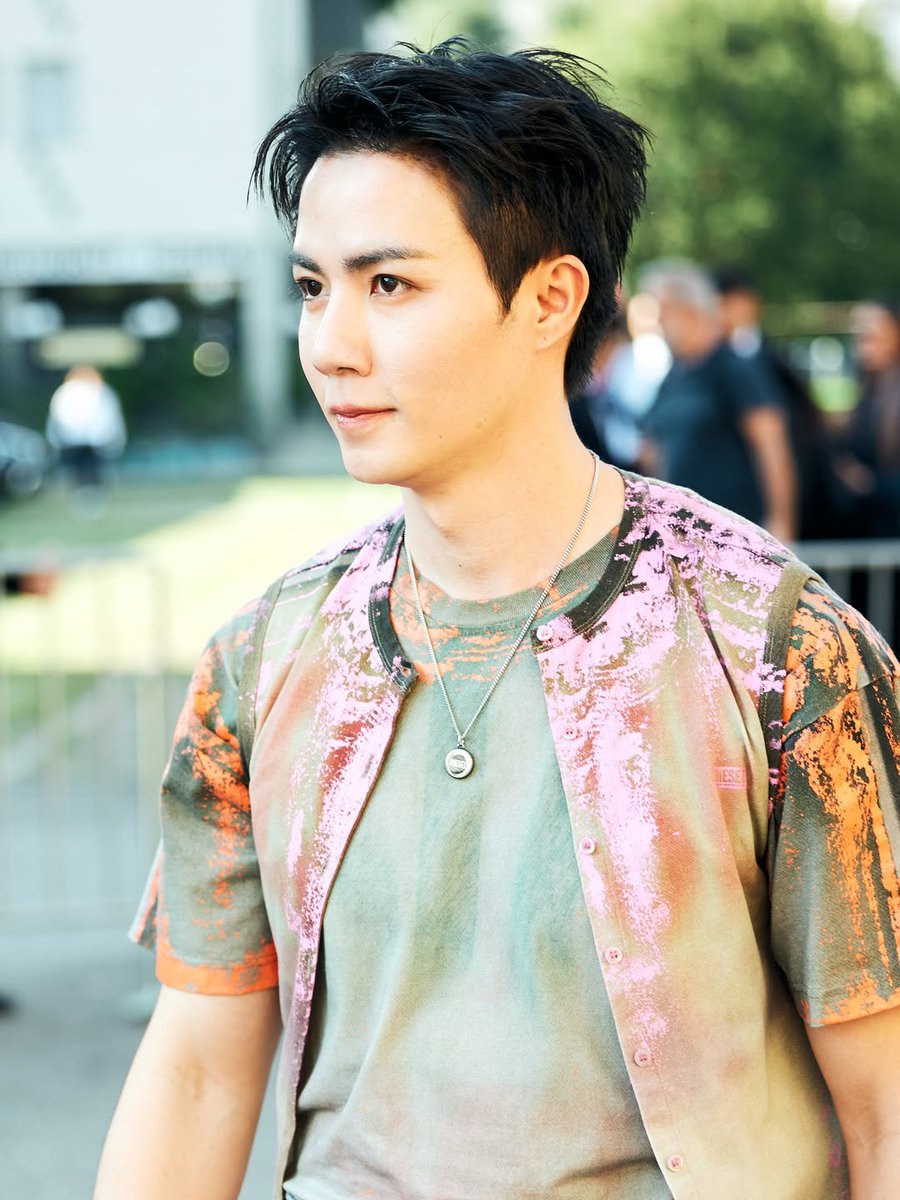 loveuzeelove's tweet photo. IG : yayoinishikawa

ZEE PRUK MFW 2027
#DIESELxZEEPRUK 
#DieselSS27
#ForSuccessfulLiving 
@DIESEL #DIESEL
#ZeePruk @zee_pruk https://t.co/g4qSg3xAbi