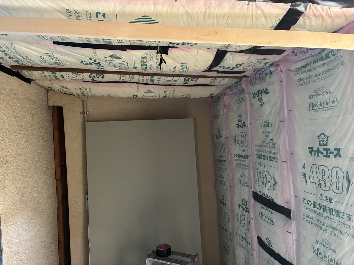 plantsbk's tweet photo. 小部屋増築DIY -完- https://t.co/1NgrjRpK2M