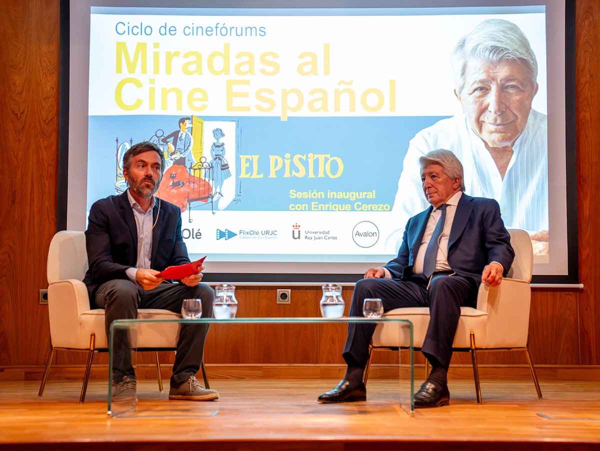FlixOle's tweet photo. Ayer comenzó el ciclo "Miradas del Cine Español", organizado por el Ayuntamiento de Pozuelo de Alarcón junto a la Cátedra FlixOlé-URJC, con la proyección de 'El pisito' y la presencia de Enrique Cerezo. 

Puedes consultar el resto de proyecciones aquí ➡️ https://t.co/VtldZjbFnF https://t.co/q6Xzbq8ivP
