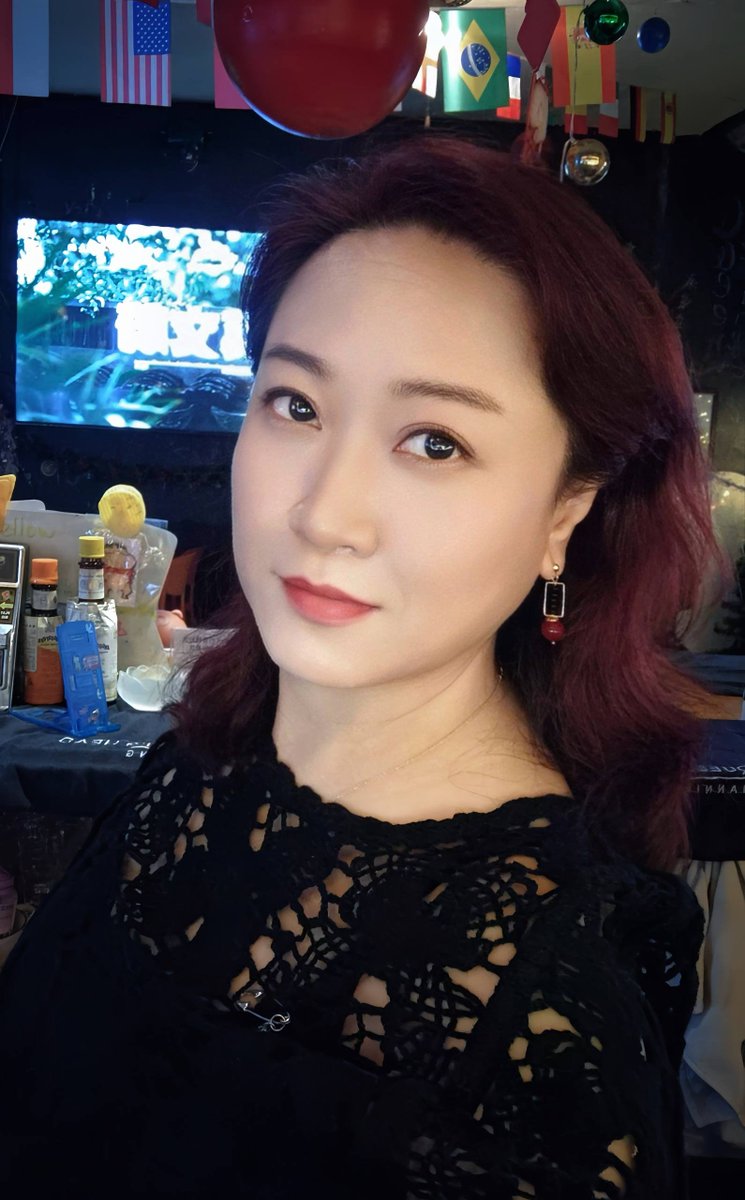 Stoff_L's tweet photo. 快奔四了，这状态怎么样？老不老，丑不丑。还有人喜欢吗？想听实话，大胆说！！ https://t.co/kz0o0uCLgn
