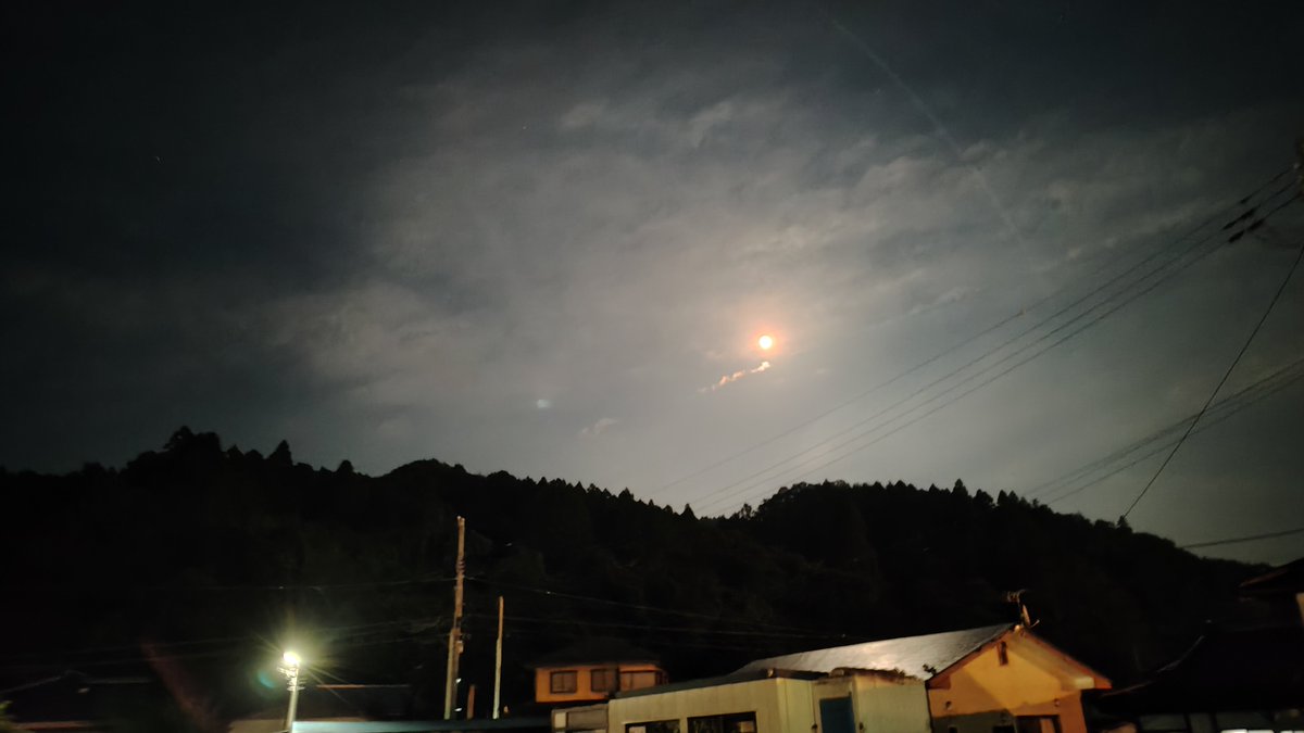 hiro761568as's tweet photo. 福島県東白川郡周辺に今も伝わる、お月見泥棒！
今年も沢山のかわいい泥棒さんが来ましたね。
＃お月見
＃中秋の名月
＃塙町
#空ネット https://t.co/sSlv80CGOV