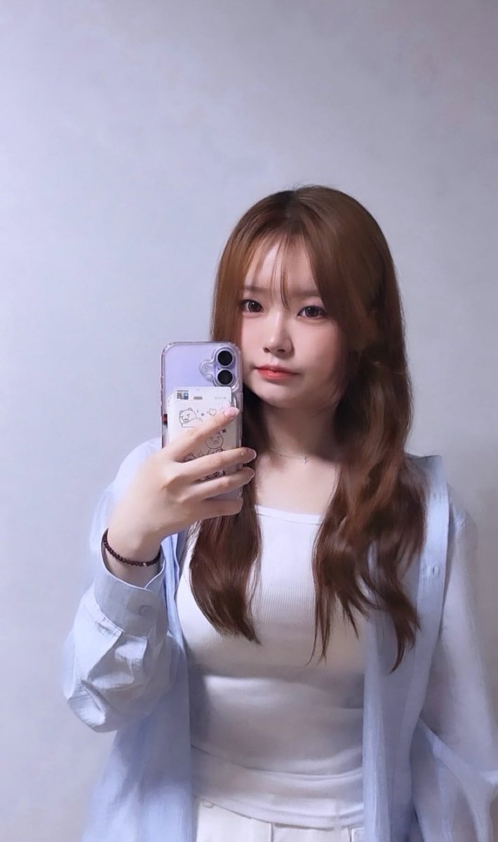 3abm5's tweet photo. #지인능욕 #지인박제
이예림 https://t.co/5OiI736rnS