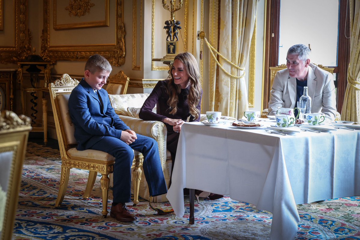 sarahdiaryz's tweet photo. The Princess of Wales hosts Three Peaks Challenge Tea Party at Windsor Castle on September 15, 2026, to hear about the stroy from the challenge's participants and their families.

📸 Andrew Parsons / Kensington Palace https://t.co/Rkus5HQ3GR