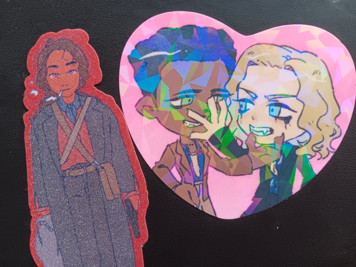 gandumwheat's tweet photo. Shes so tired of her dads....... (a wild @/exntrc_ sticker has appeared......) https://t.co/Uls8cRUhwK