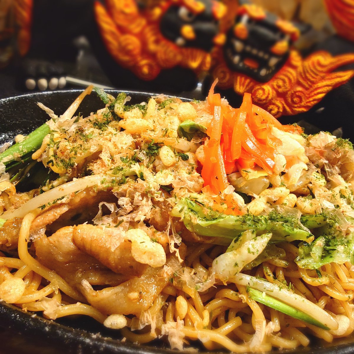 daidocoya's tweet photo. @pqQPtTG95LxqM9p ブラッシュアップしました
【野菜たっぷり鉄板焼きそば】990円(税込)
オツマミでもお食事でもOK
熱々ジュージュー鉄板でどうぞ
#だいどこや 
#daidocoya 
#台所家歌舞伎町 
#キッチンバー台所家 https://t.co/PdLV0PkJId