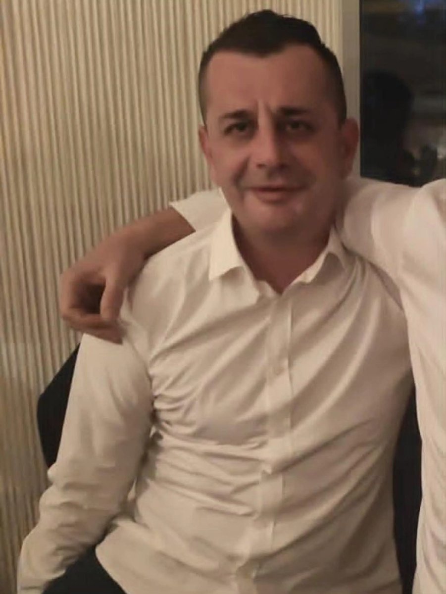 BraticVlad3613's tweet photo. Osobe koje su napale studente i otele baner u Višegradu
SU OVA SMEĆA I NARKOMANI DODIKOVI

IGOR MIJATOVIĆ ZVANI ROBIJA IZ VIŠEGRADA

MILOŠ MILISAVLJEVIĆ IZ LUKAVCA

https://t.co/udvAMuzz8S https://t.co/2qLjtFuPCM