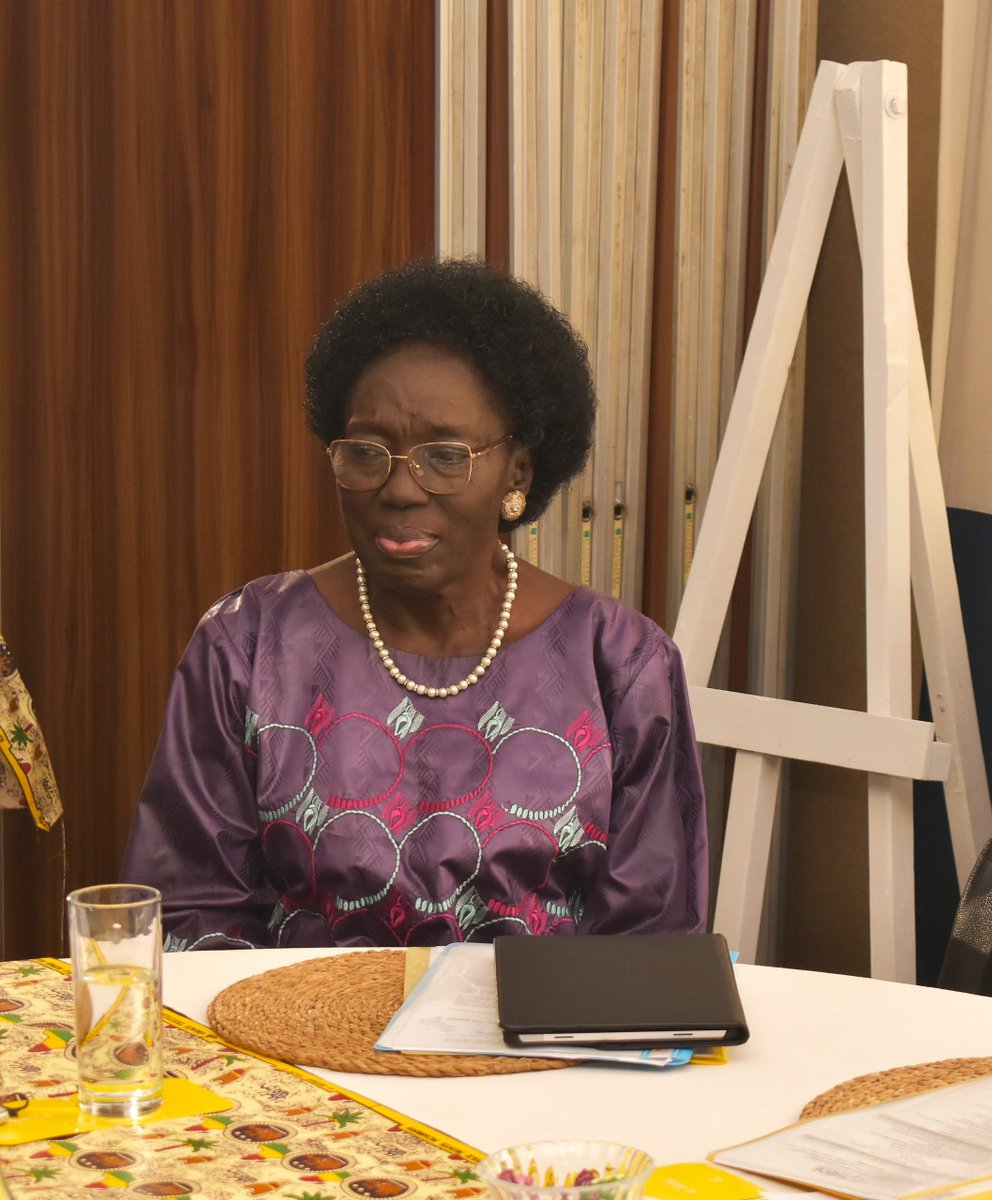asiimireritah's tweet photo. Maude Mugisha has a presentation about the Evolution of the women's movement over the last century... 

From welfare organizing to sustained advocacy for citizenship, representation and equality!
#WomenLeadersConference 
#WomenAndLeadership 

↘️https://t.co/2AtvKhITXR https://t.co/jvuBHFGB6w