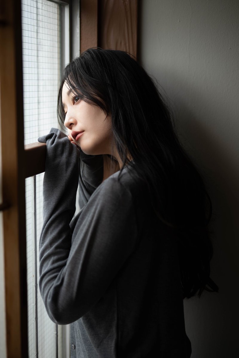 junzyphoto's tweet photo. まちどおしい
加藤みゆ さん @katomiyu612 
#shinyaと写真部屋 https://t.co/hsrj6eumln