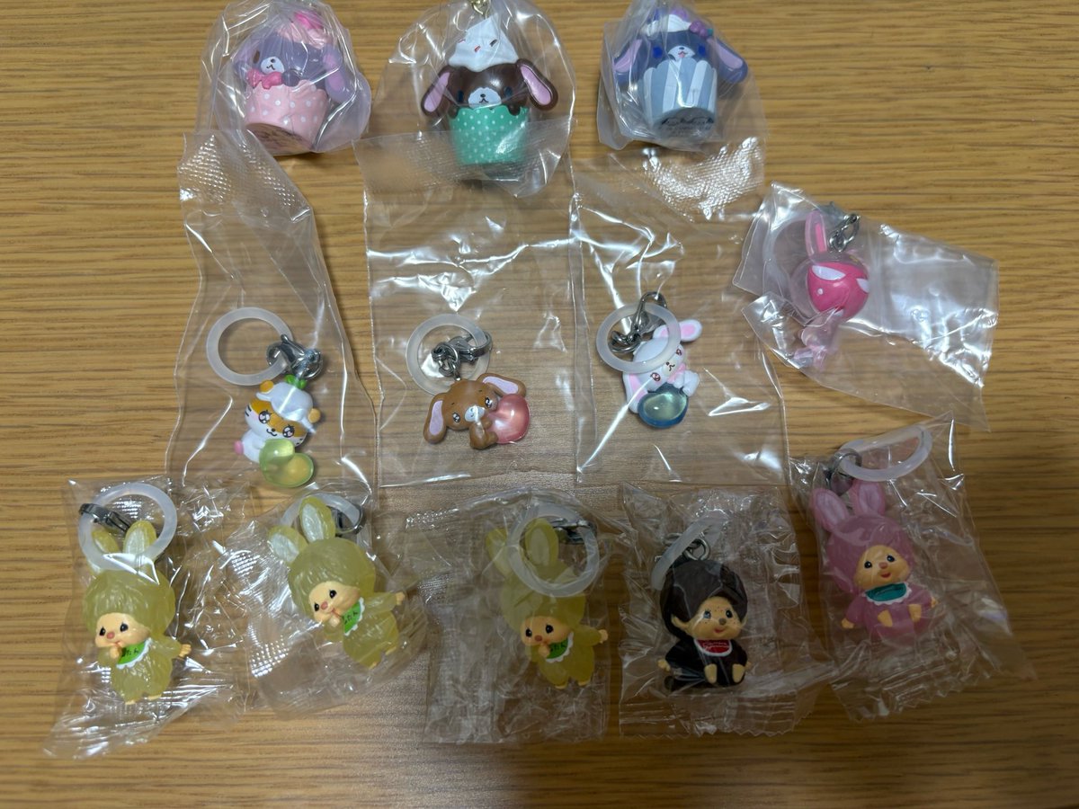 gene7ex's tweet photo. 【ガチャ交換】めじるし モンチッチ エモきゅん シュガーバニー サンリオ ケロロ コロコロクリリン ズートピア おじゃる丸 グッピー サンリオ モモンガ
譲:画像1.2.3

求:ハロウィン ちいかわ
　ズートピア
　ポムポムプリン 等その他未所持

新宿手渡し 池袋 郵送
お声がけよろしくお願いいたします。 https://t.co/SjZrzLPupy