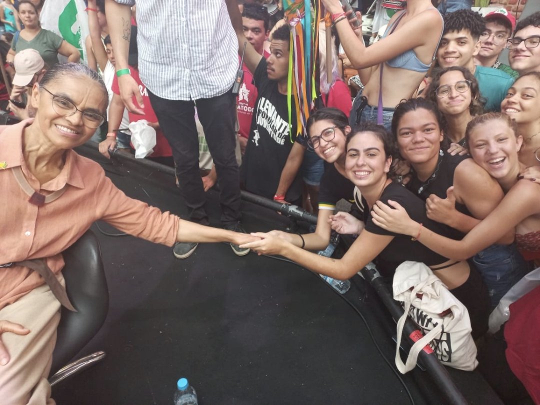 mahhh_ps's tweet photo. "Oi marina a gente faz técnico de meio ambiente " https://t.co/hYT0ROzaDc