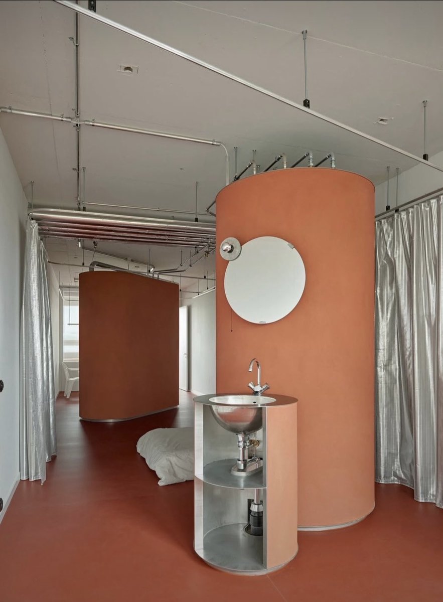 hugohbusse's tweet photo. IBA-Hauptstadt/region
Experimentelle #IBA-Wohnen mit Neubau- &amp; Transformationskonzepten (Tausch, Schaltung, Reduktion, Innovation).
Wirksamkeit der Architektur in Ästhetik, Kultur, Nachhaltigkeit. @SustDev
Ergänzt um Gärten, Parks, Einkauf, ÖPNV, 15-Min-Stadt.
Offen, integrativ. https://t.co/grr0HpBCxg