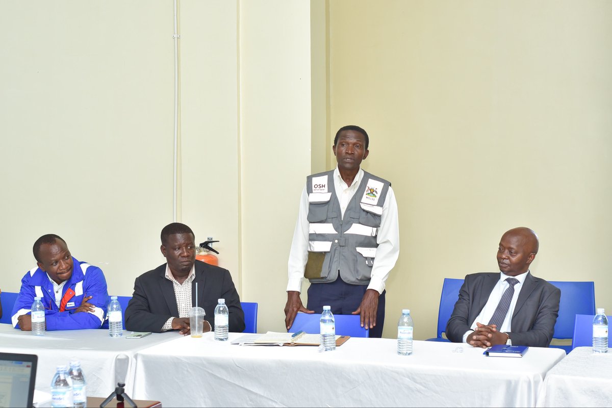 KCDI_official's tweet photo. Training completed. Skills strengthened. Certificates earned.

KCDI has concluded its safety training at Isimba HPP, with participants receiving Certificates of Completion.
The closing ceremony was graced by Mr. Samuel Waimo Angris of the OSH Department.

#KCDI #UEGCL https://t.co/diF6mRAC1b
