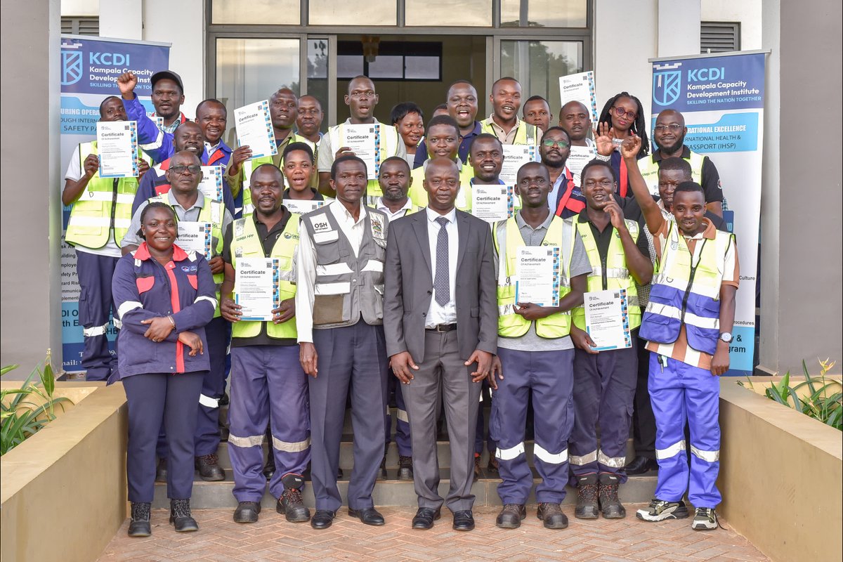 KCDI_official's tweet photo. Training completed. Skills strengthened. Certificates earned.

KCDI has concluded its safety training at Isimba HPP, with participants receiving Certificates of Completion.
The closing ceremony was graced by Mr. Samuel Waimo Angris of the OSH Department.

#KCDI #UEGCL https://t.co/diF6mRAC1b
