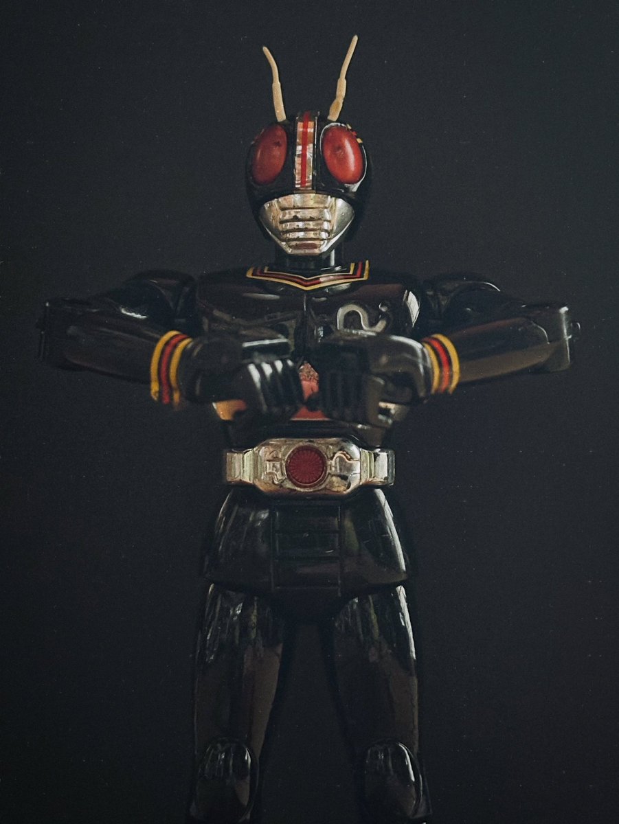 gin_en_728's tweet photo. バンダイ 超合金 仮面ライダーBLACK

「仮面ライダー BLACK‼️」
「キングストーンフラッシュ‼️」

ブラックホール•メッセージ、好きなんだよね… https://t.co/6rFoMA8EjD