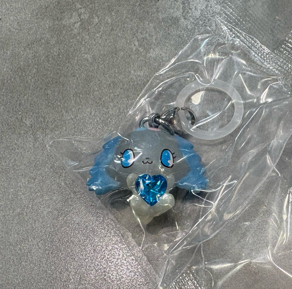 V4fKa's tweet photo. ジュエルペット めじるしアクセサリー2

譲: サフィー
求: ルビー

郵送交換希望です。
よろしくお願いいたします🙇‍♀️ https://t.co/vpaukh67Lu