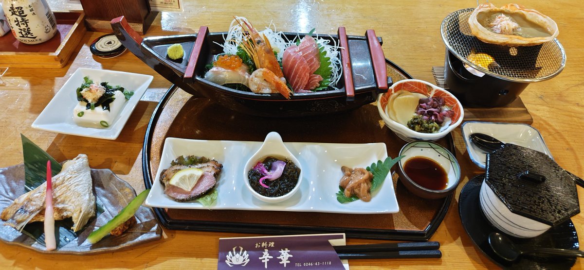 psytanistar's tweet photo. 定宿で汗を流したらいつもの晩飯。
生ビールは欠かせない。
日本酒は一生青春で。 https://t.co/mWOK1AhzKz