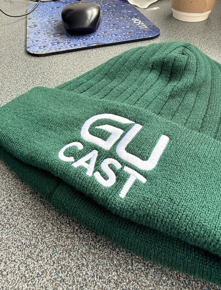 RKhanOnc's tweet photo. @PeterMacCC ➡️➡️ @CancerInstIRE 
A timely delivery from #GUCast 
@gu_onc @declangmurphy 
Such a lovely present 🎁 😍

Go raibh mile maith agat https://t.co/eK6qp7pN40