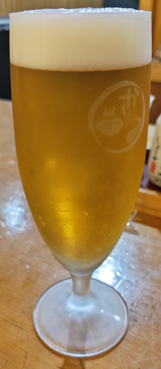 psytanistar's tweet photo. 定宿で汗を流したらいつもの晩飯。
生ビールは欠かせない。
日本酒は一生青春で。 https://t.co/mWOK1AhzKz