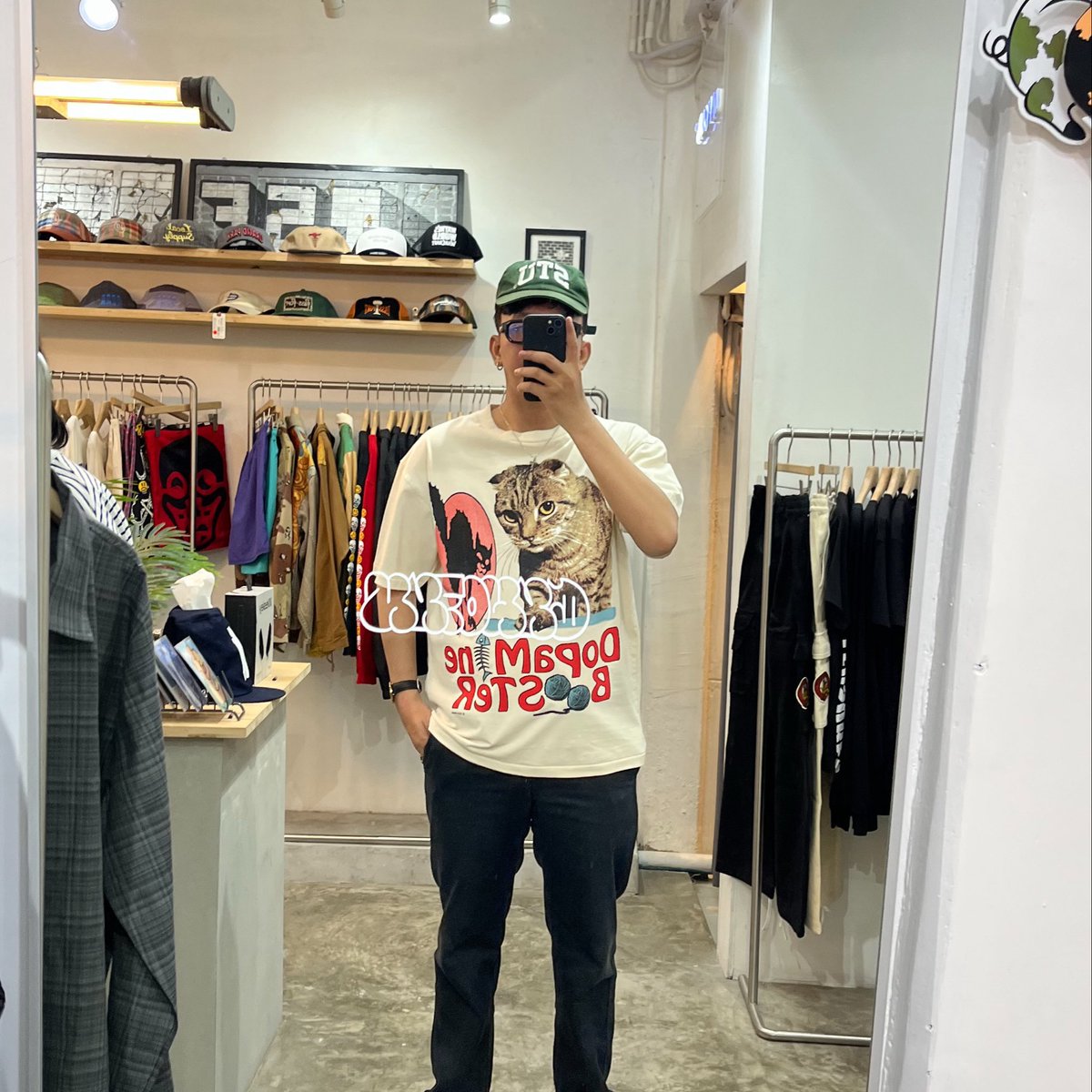 soramimipop's tweet photo. 9 albums that shape who i am 🤩 https://t.co/Ka7buk7vBZ