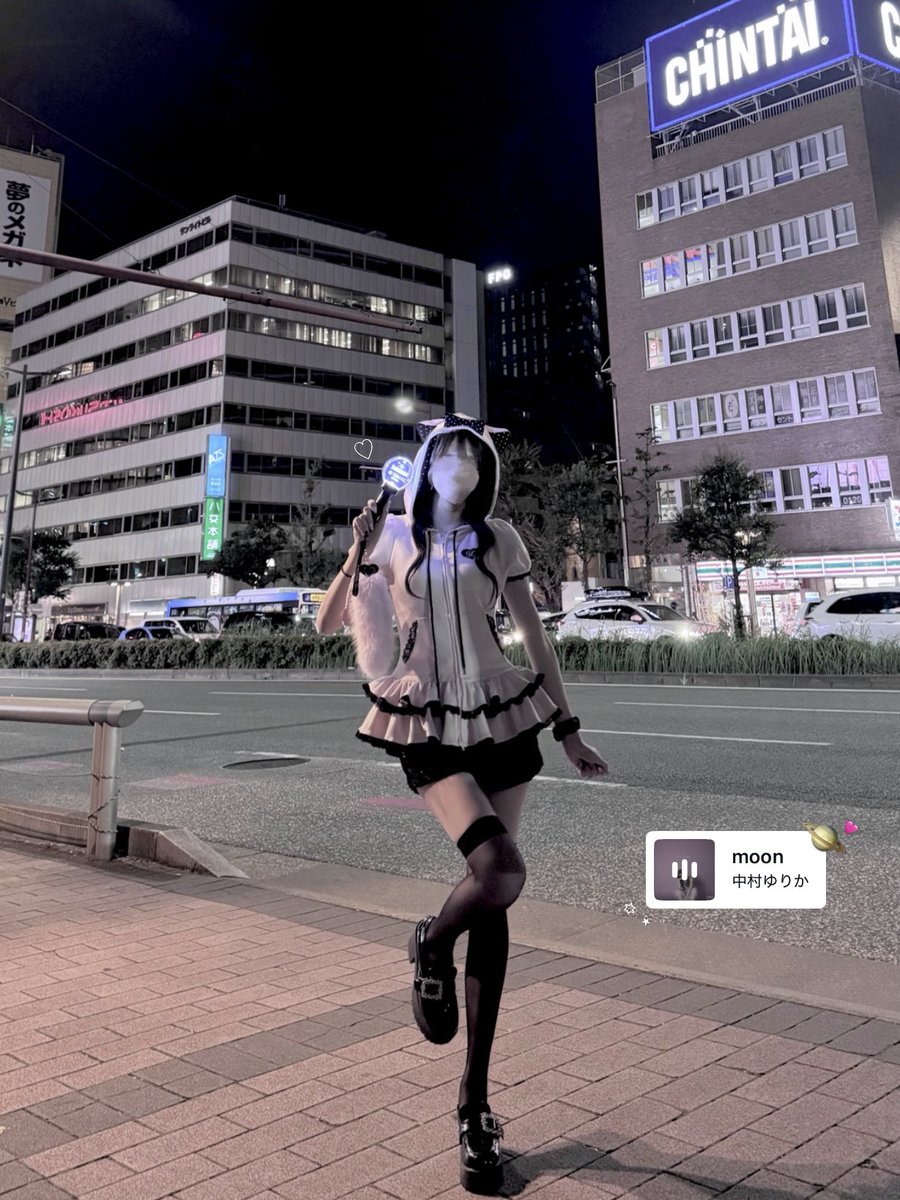 lsn3a's tweet photo. 2026.09.23 ⸝⸝⸝ഒ  𝟜𝕌 𝔾𝔸𝕃𝔸𝕏𝕐 🪐◝✩

ゆりかちゃんが創り出してくれる世界観は
🈁でしか味わえないくらい本当に
居心地がよくて特別な空間 ( ◡ ⩊ ◡ )💭🩷
会う度にパワーアップした姿を見せてくれて
いつも100㌫の幸せを届けてくれる🌙
初日福岡最高すぎた🙀⭐️

#中村ゆりか 🐰♡𖦹⋆｡ https://t.co/dXfBESajqU
