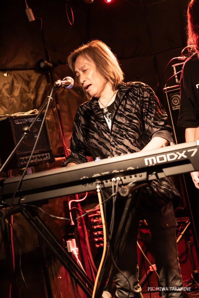 0417SAMANTHA's tweet photo. 🎂やまさんお誕生日第二弾🍻
RAILROAD@富士アニマルネスト

生憎の台風接近中でしたが、こちらも楽しい時間になりました！
10/10のレコ発と翌日上野音横丁で2連荘、楽しみにしております。

他の写真はこちら
https://t.co/eigqg3XaKA

配信
https://t.co/LZZqHZnD9i https://t.co/q8rUeeXGug