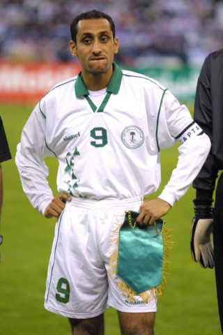 Partt9's tweet photo. لعشّاق الارقام🔥🔥🔥

في بطولة الخليج

الحمدان وسامي الجابر

#سامي الجابر

٤ دورات خليج
١٦ مباراة
٤ اهداف

#الحمدان 

دورتي خليج ويلعب الثالثه
٨ مباريات
٥ اهداف https://t.co/T0YfNRH520