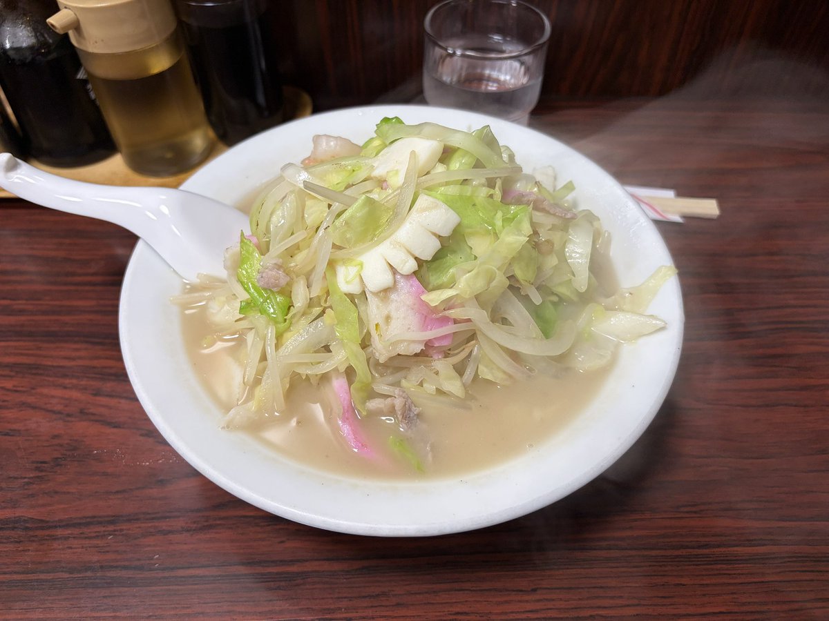 ojijiojiji's tweet photo. 一日一麺🍜

夕飯は三軒茶屋にある「來來來」

またやってしまった😰
美味過ぎてスープを飲み干してしまった😅

#ラーメン #ディナー #美味しい #グルメ #三軒茶屋 https://t.co/PcYyVpauiQ