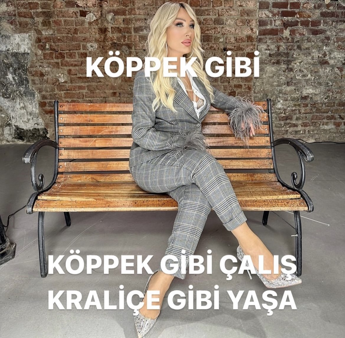 sevdaloji's tweet photo. hayırlı cumalar https://t.co/sUcweUJst3
