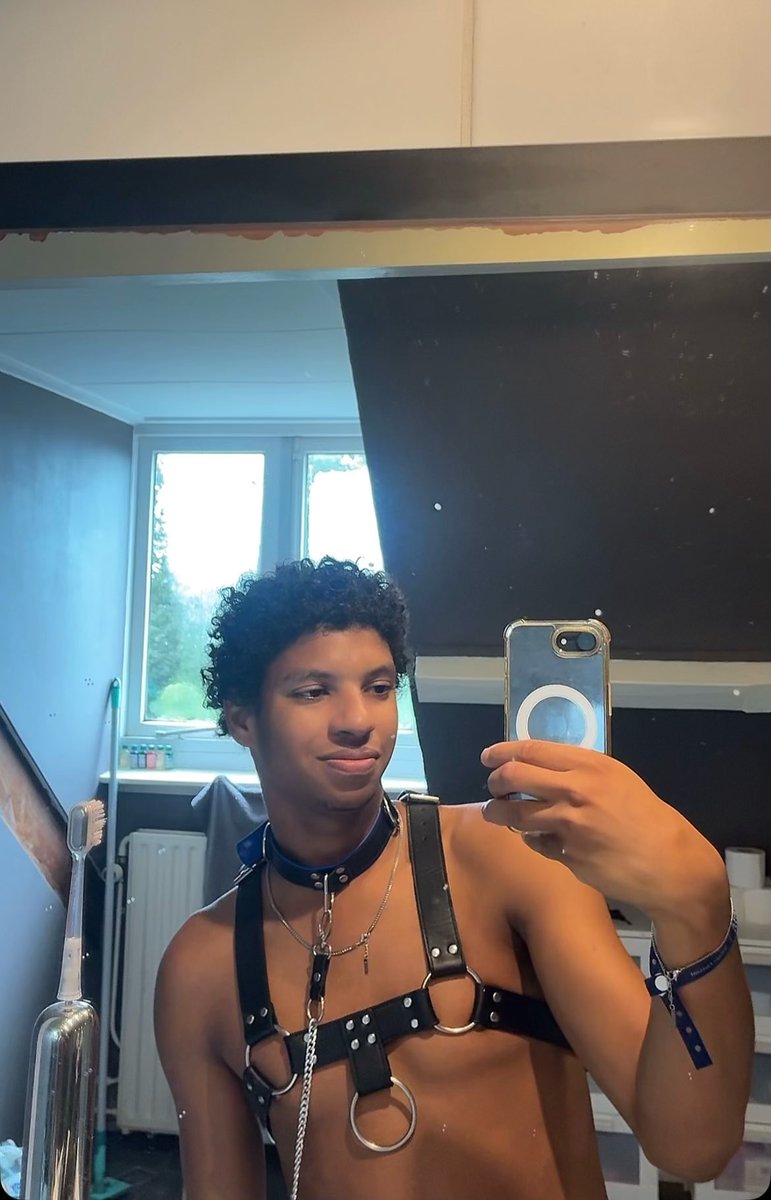 moostwink's tweet photo. WHO is Arnhem and later Amsterdam today? And wants to meet?
14:30 Arnhem
20.00 Amsterdam
#Gayarnhem #Arnhem #gaycruissîg #gayamsterdam #owning #sub #subbttm #sexobject #sexslave #sexwhore #chmfr #gay #gaynetherlands #gaynl  #nederland https://t.co/luoAKJRjJ9