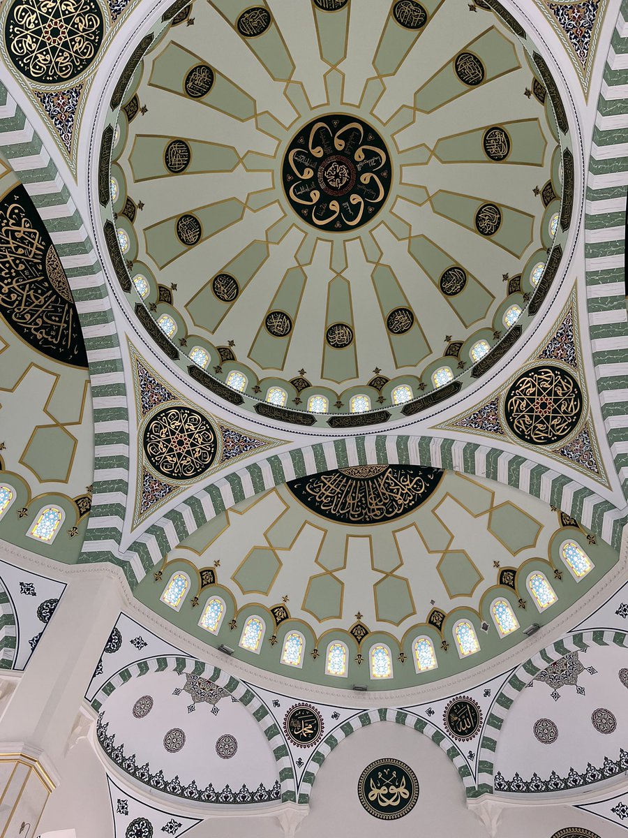 inceliklihaytaO's tweet photo. Hayırlısı olsun ama; kalbimi yormasın, içimi ferahlatsın, geleceğime umut olsun, hayatıma bereket katsın, sevdiklerimle birlikte olsun, içimde şüphe bırakmasın, beni Allah'a daha da yaklaştırsın, ve sonunda "İyi ki böyle olmuş." dedirtsin. cuma duasıdır ibadetin gizlisi makbuldür https://t.co/IX1QAn5d3I