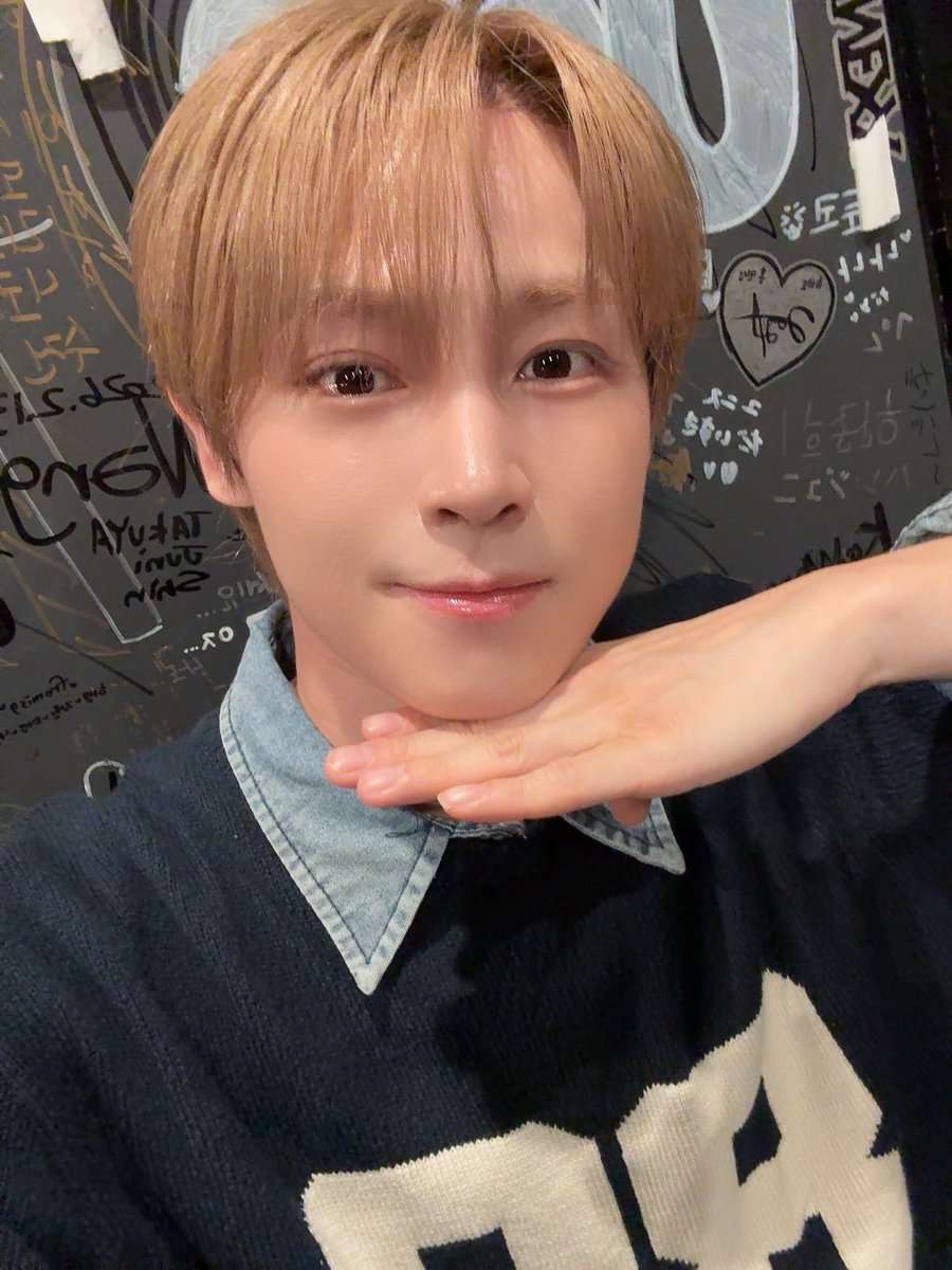 ASC2NT_OFFICIAL's tweet photo. [📷_ #가람]

행복한 추석 보내고 있지?!
맛있는 거 많이 먹고 있지?!

#어센트 #ASC2NT
#KARAM https://t.co/jKwFGzKe6t