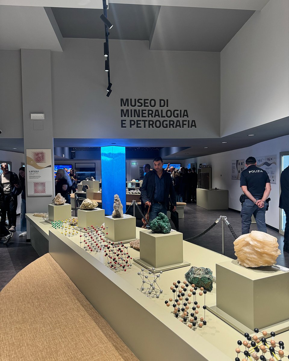 nottericerca's tweet photo. 💎 Minerali, cristalli e rocce raccontano la storia della Terra al Museo di Mineralogia e Petrografia dell’Unical 🌍🔍
#SuperScienceMe #NotteRicerca #ERN2026 #Unical https://t.co/smf476blqT