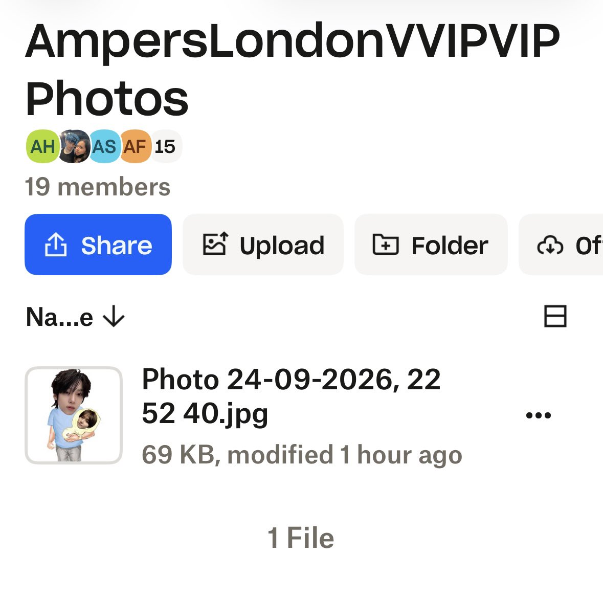 kyramel06's tweet photo. there seems to be a mistake on the cult of ya website coz the london vip photos link invited everyone who pressed it into a shared folder .. but andears are NOT real coz why is this in there now 😭😭😭 https://t.co/dkkUKp2g36