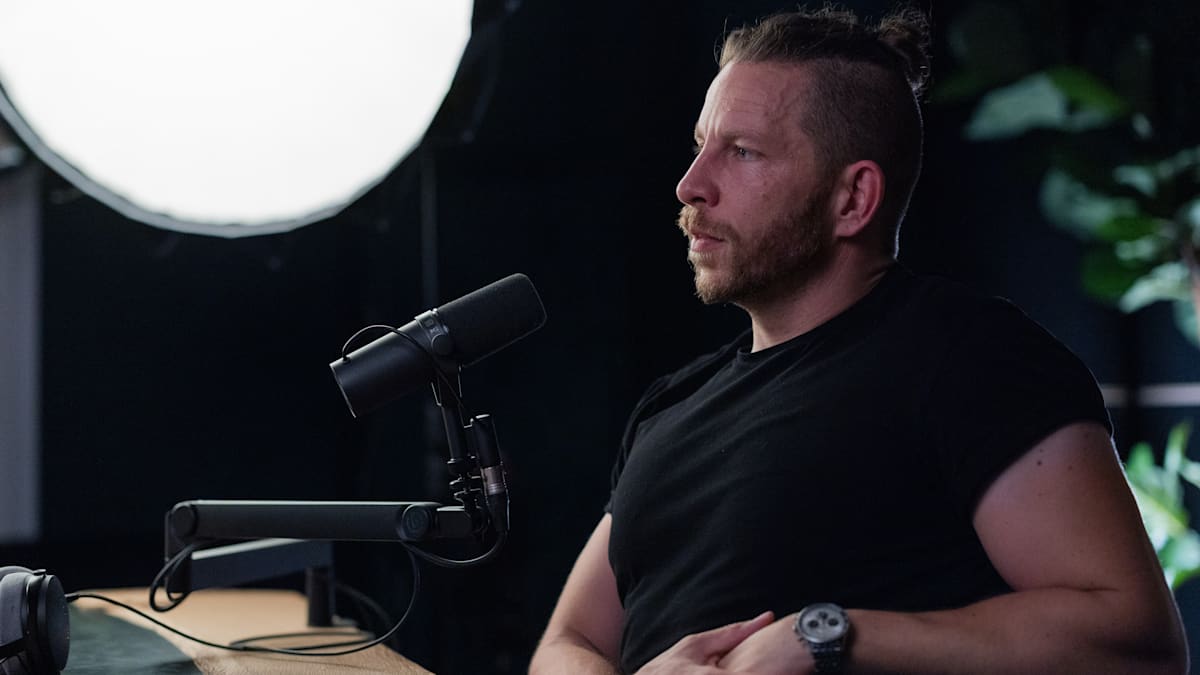 welt's tweet photo. NRW-Medienanstalt schließt Prüfung zu Höcke-Podcast ab – und verhängt keine Maßnahmen https://t.co/yTBmSR9yyq https://t.co/eWtBAw9ve3