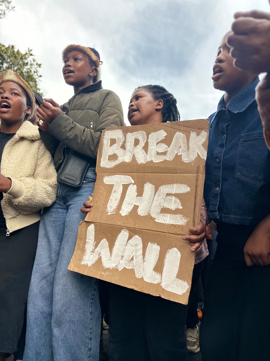 IrfaanMangera's tweet photo. #NoWall to further divide us. The DA gov doesn't care about building an inclusive city. https://t.co/45OpmtcDCb