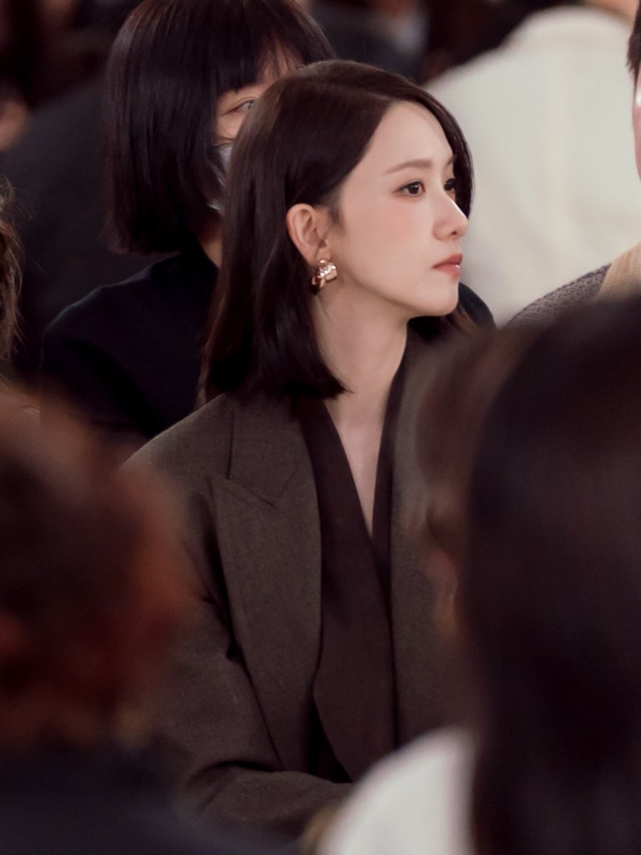 ordinarynojaem's tweet photo. YoonA’s IG Update

“MILANO🤎

@/maxmara
#MaxMara #MaxMaraSS27”

(🎵 Steve Lacy • oh yeah?)
#YOONAxMaxMara #YOONAxMaxMaraSS27
#MaxMaraSS27 https://t.co/ozNqEofxFx