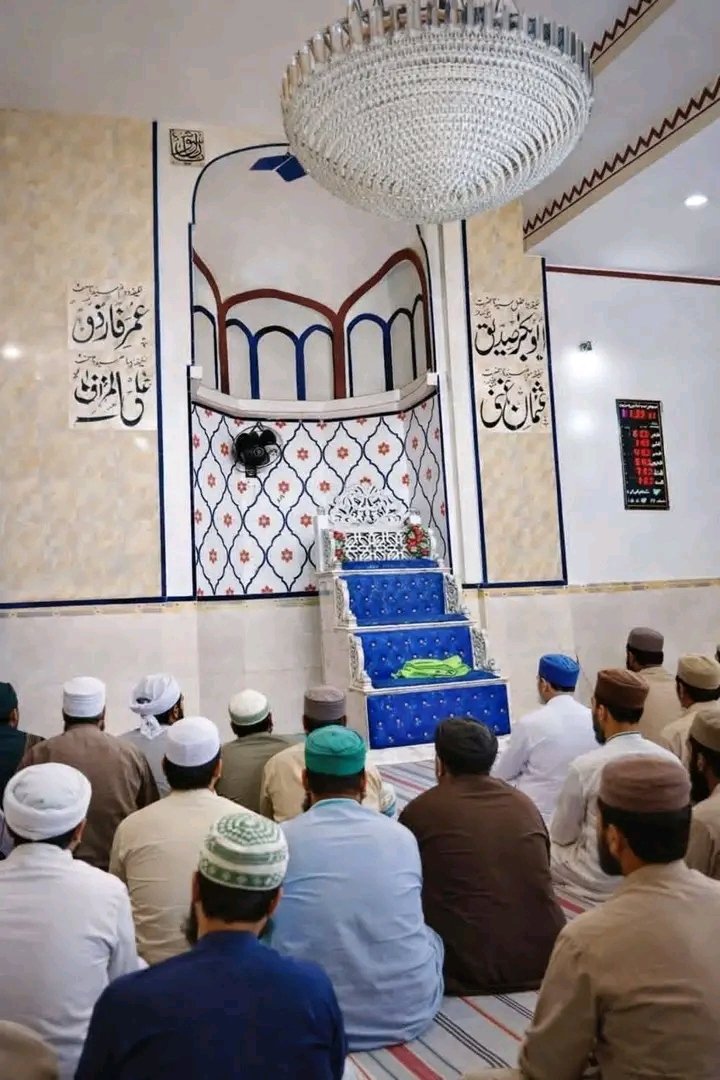 khnjrerazaxe's tweet photo. رنجیت سنگھ کی اولاد کی طرف سے مرکزِ عشق و محبت جامع مسجد رحمۃ للعالمین کو سیل کیے 50 جمعے گزر گئے۔۔💔😢 https://t.co/P8u2AUXycR