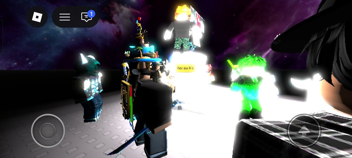 David_Bfdi5's tweet photo. Was just playing sword fight on heights.When i foujd a portal that leds u to diffirent place and theres alos this white stand says"review me". https://t.co/Y2ILCkPMlN