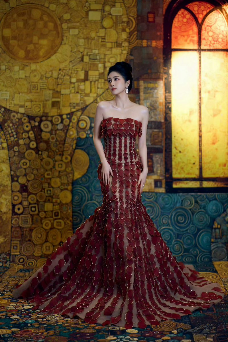 Allcbizmelons's tweet photo. #BaiLu for 2026 Bazaar Gala https://t.co/Y9F5g7L7Ag