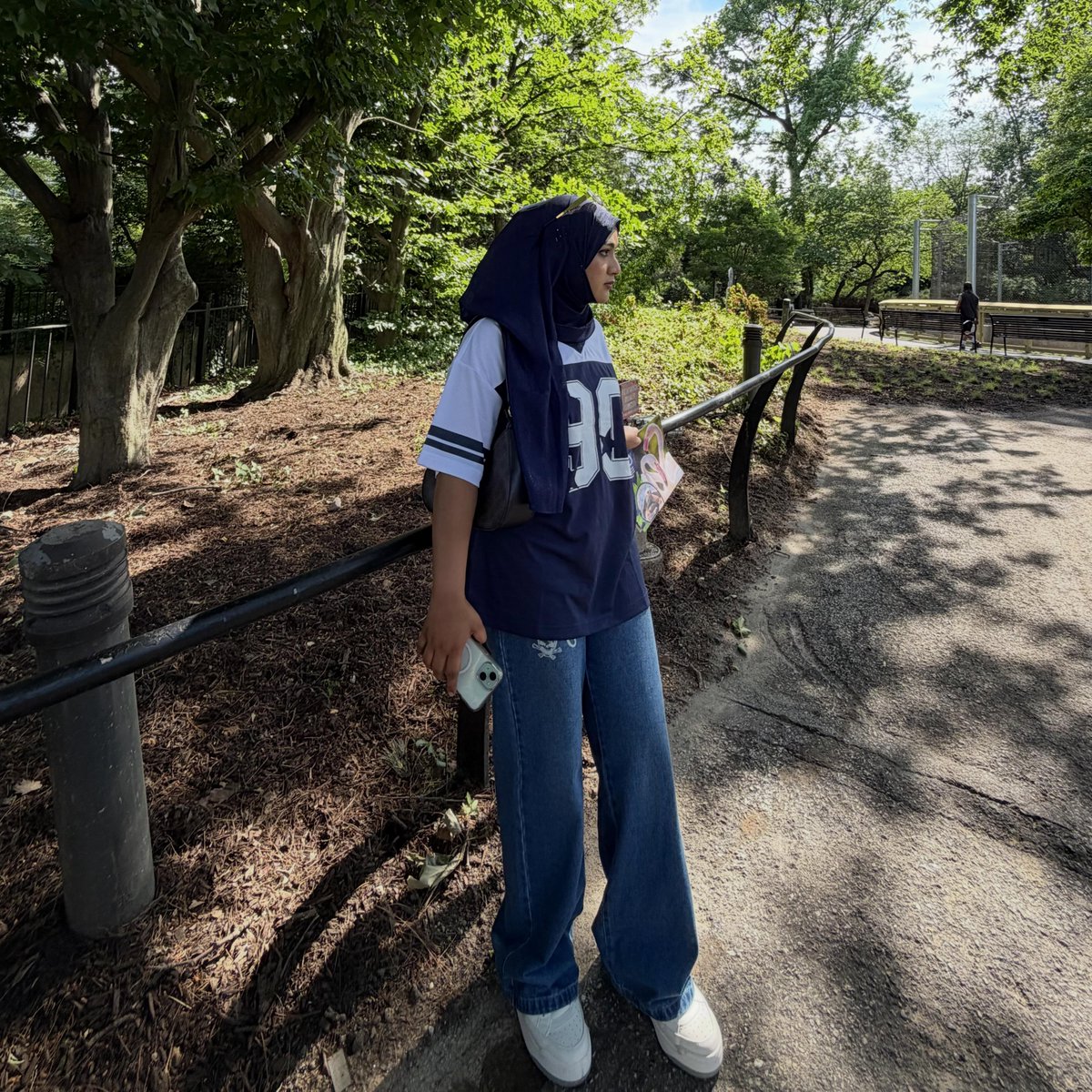 IsrealSchuble's tweet photo. Brown girl, bold energy. https://t.co/uSkB6mYZyI
