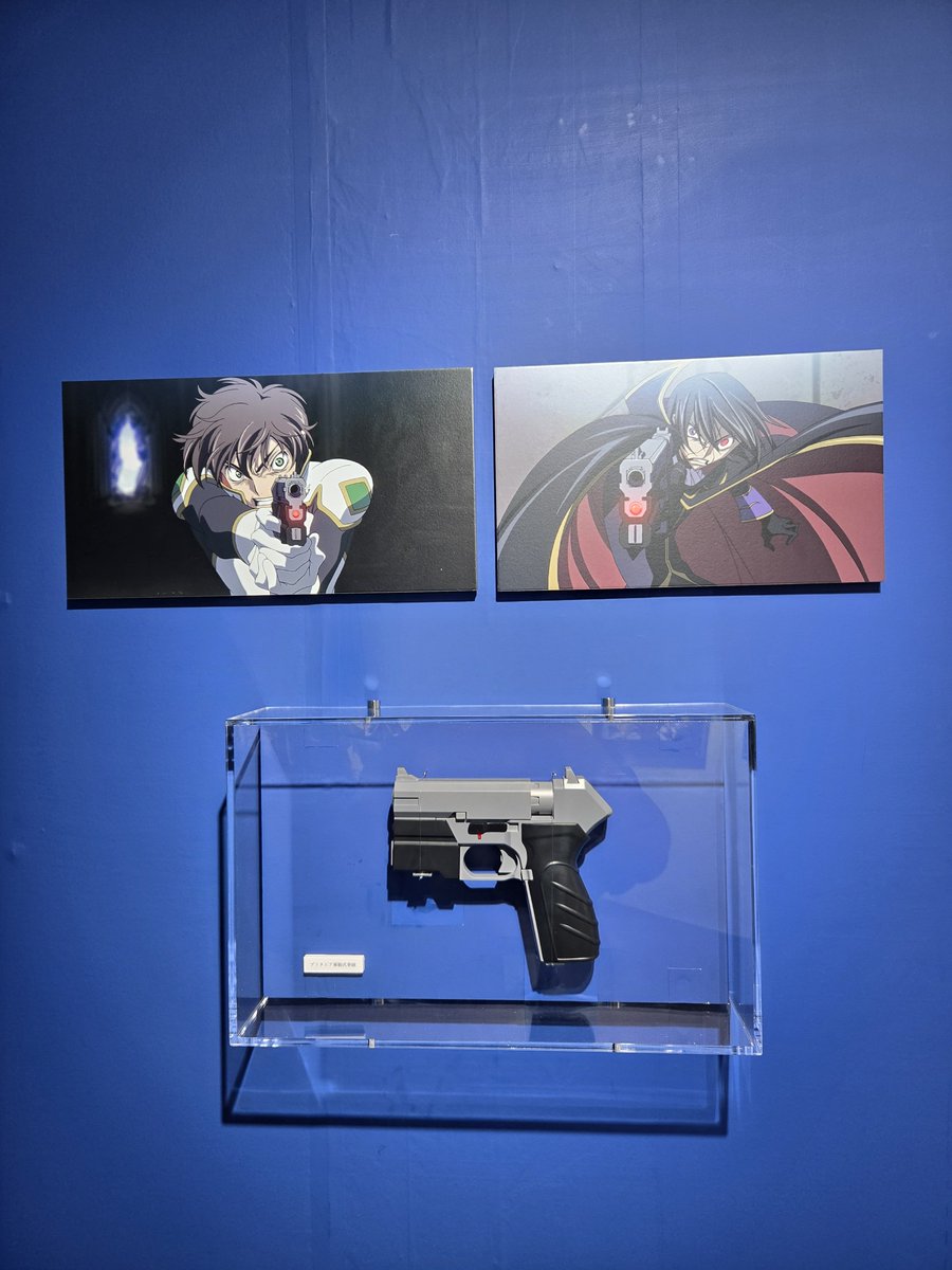Benjamin_as828's tweet photo. 仕事休みだったからコードギアス20周年記念展行って来たー https://t.co/uG221Tdn0i