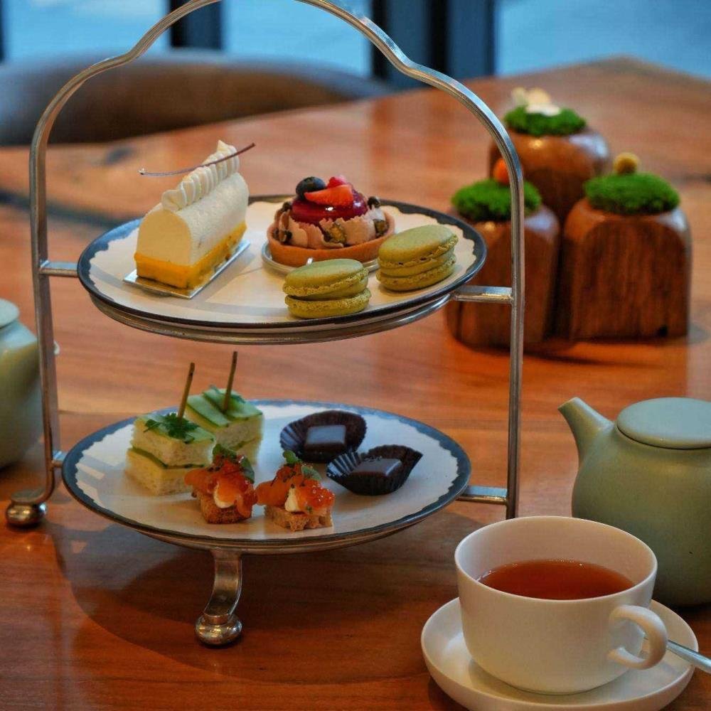 sweets_hotel_'s tweet photo. 【保存版】
5000円以下のアフタヌーンティー4選 🍰✨

​①YOTEL東京銀座
　(3,850円税サ込)
　
②アンダーズ東京
　(3,850円税込)
　
③三井ガーデンホテル銀座プレミア
　(4,950円税込)
　
④ホテルトラスティ東京ベイサイド
　(3,500円税サ込) https://t.co/vTp8aErd2F