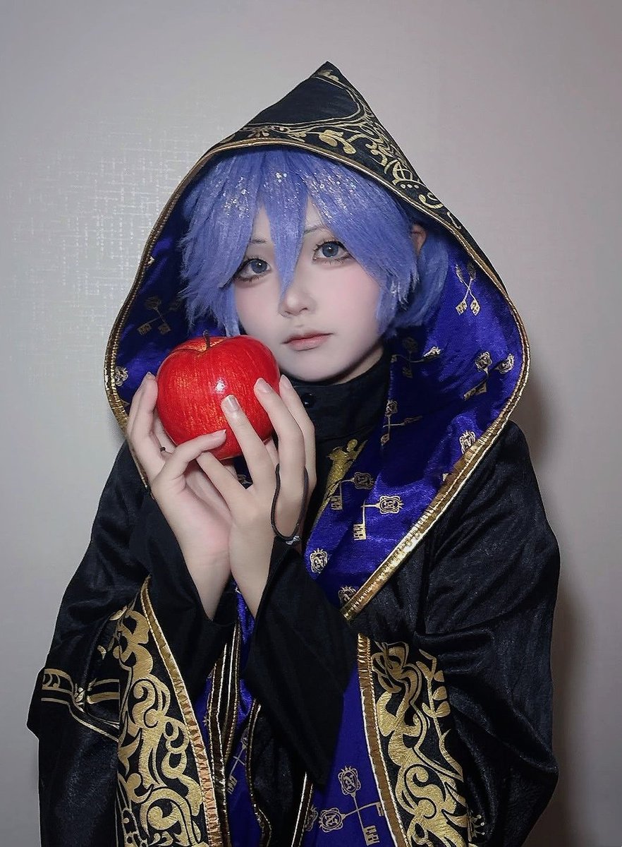 xibi_cos's tweet photo. 🍎 사실은 사바나클로에 가고 싶었어.

#twst https://t.co/9z3lii6gr6