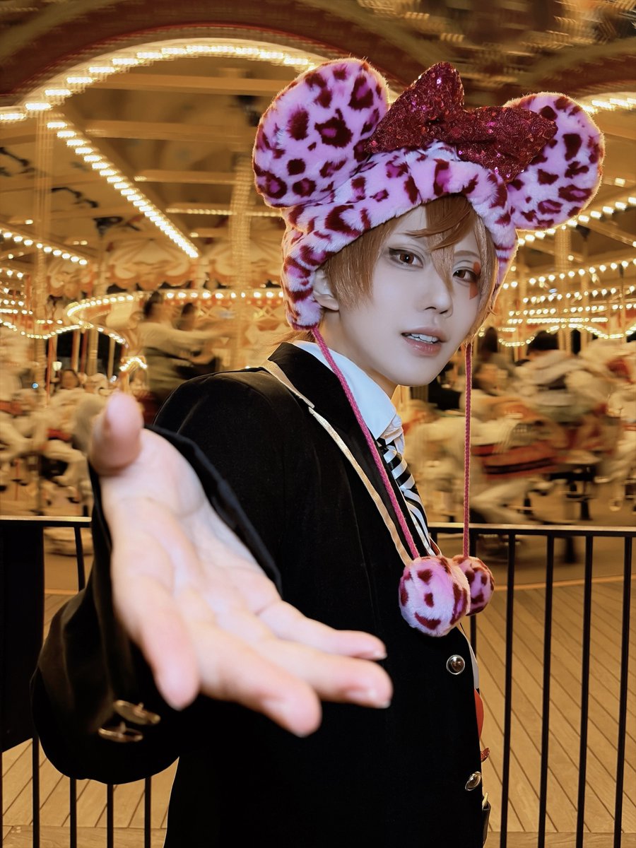 210___76's tweet photo. cos twst ♥️
メリーゴーランドは乗るでしょ
#Dハロ仮装2026 https://t.co/4iHkjxQ6Ud