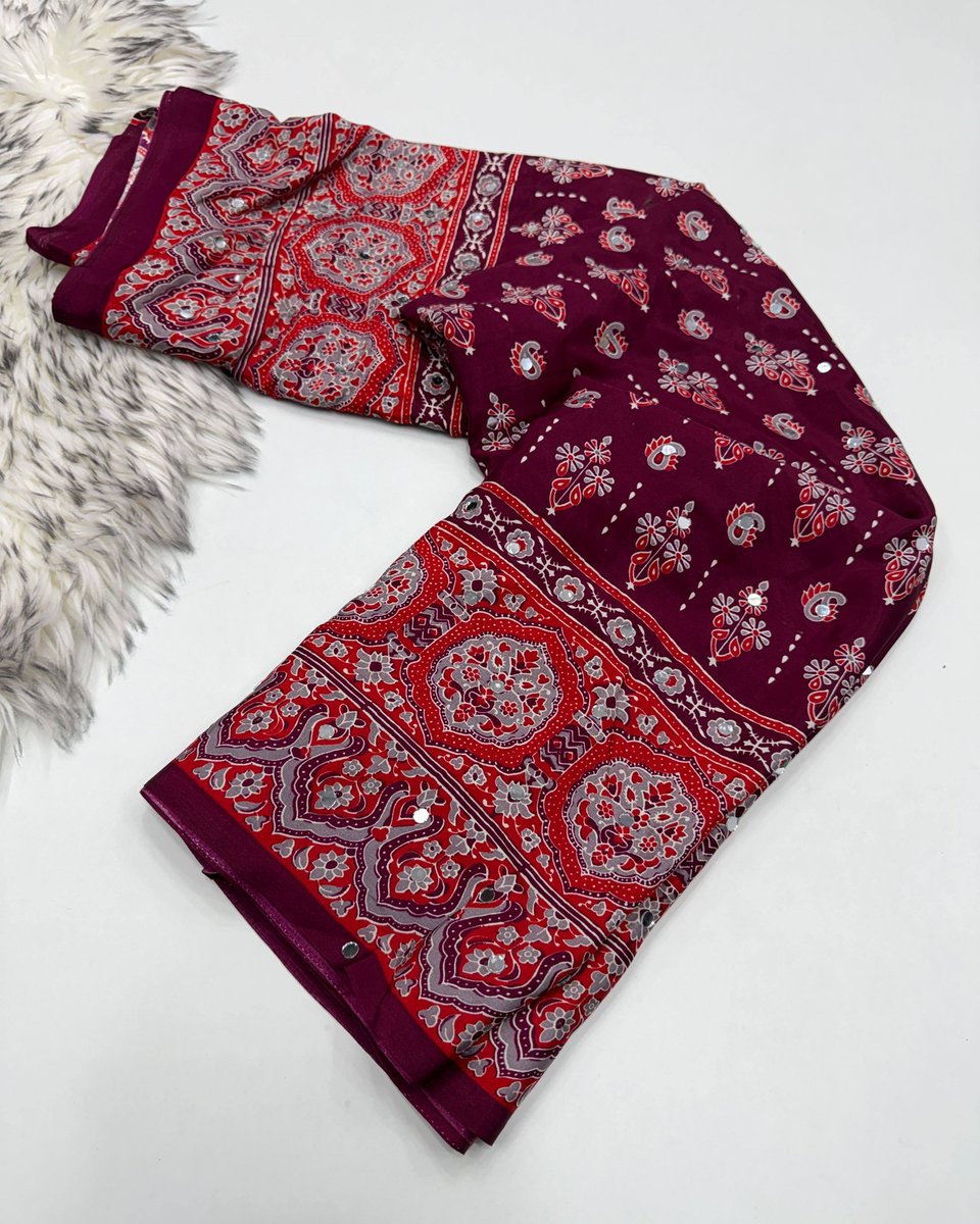 ElliottFor8o's tweet photo. Ajrak mirror: where tradition meets reflection. https://t.co/UI0YSD2dEr