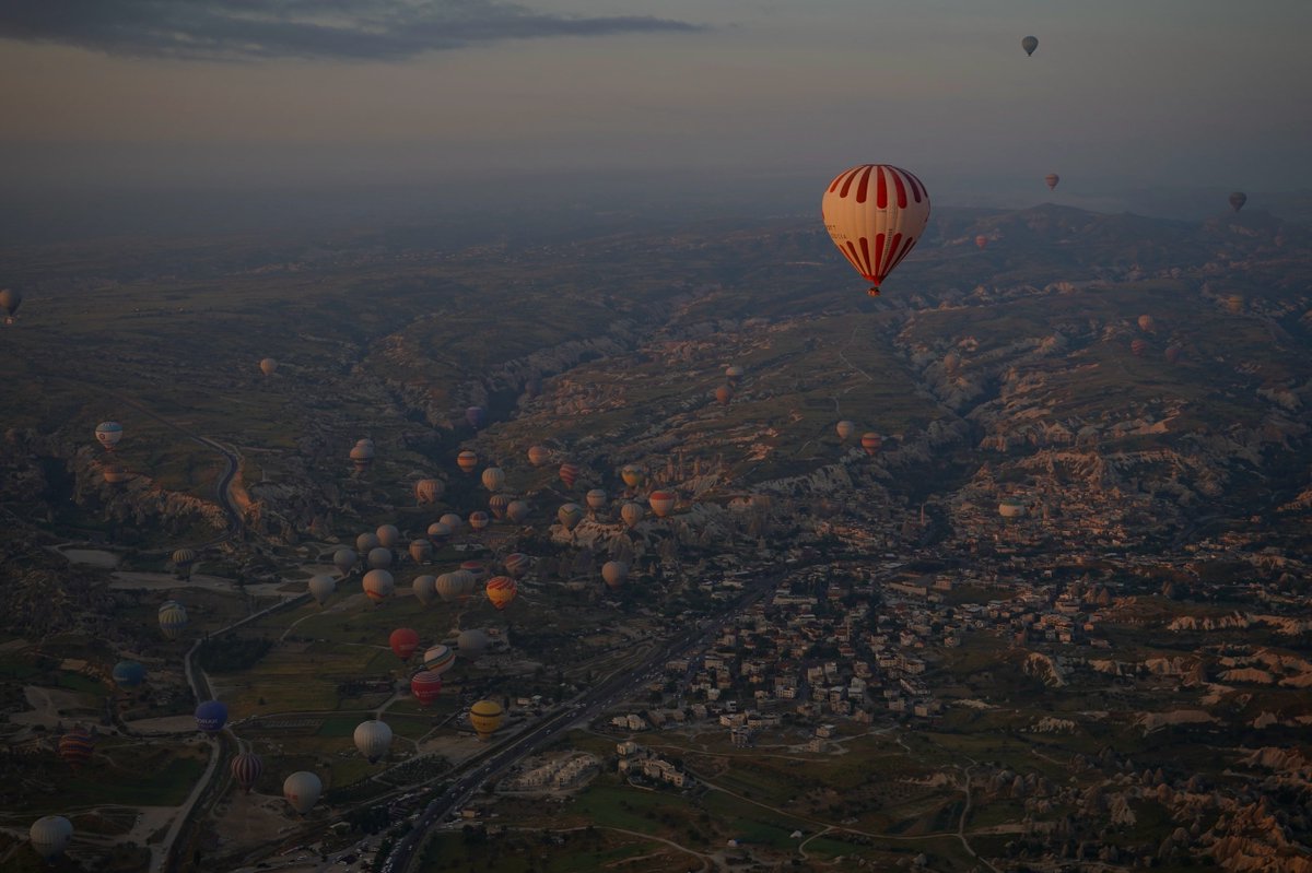koyul_'s tweet photo. Dawn.

Cappadocia, Turkey 🇹🇷 https://t.co/5iZwQvOTSY